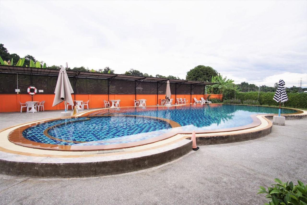 Maerim Villa&Pool Mae Rim Bagian luar foto